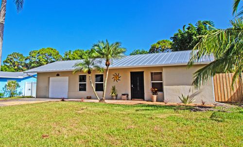8804 Se Jardin St, Hobe Sound, FL, 33455-4327 | Card Image