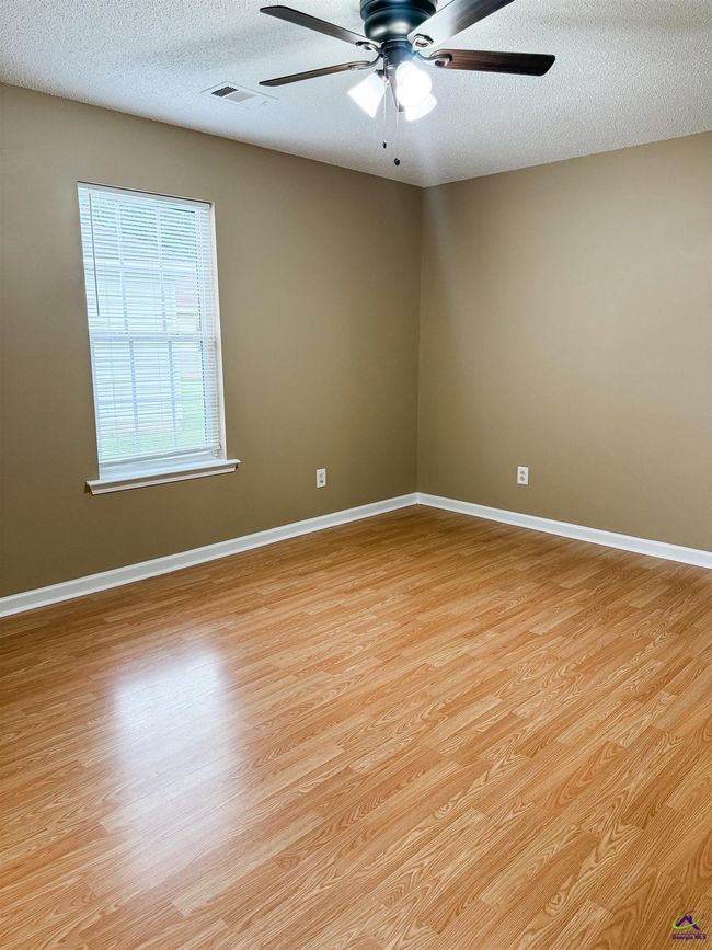304 Spring Creek Dr, House other with 3 bedrooms, 2 bathrooms and null parking in Perry GA | Image 11