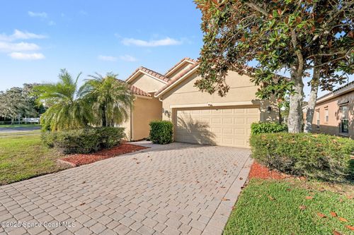4366 Fitzroy Reef Dr, Mims, FL, 32754-2220 | Card Image