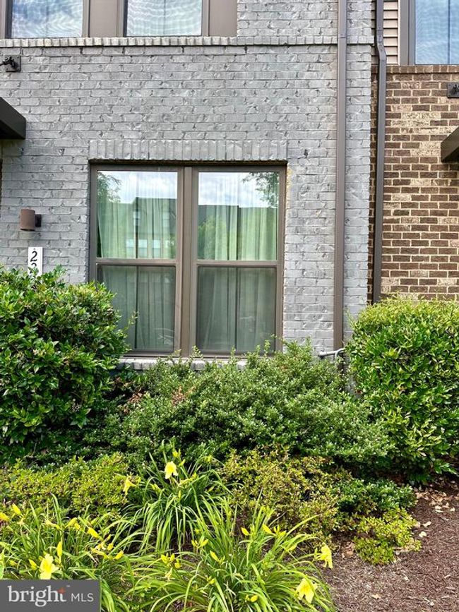 22370 Lucas Ter, Townhouse with 3 bedrooms, 4 bathrooms and null parking in ASHBURN VA | Image 58