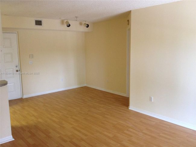 APT-308 - 470 S Park Rd, Condo with 2 bedrooms, 2 bathrooms and null parking in Hollywood FL | Image 8
