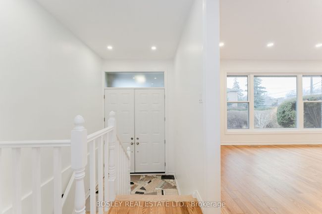 47 Tinder Cres, House other with 4 bedrooms, 2 bathrooms and 4 parking in North York ON | Image 6