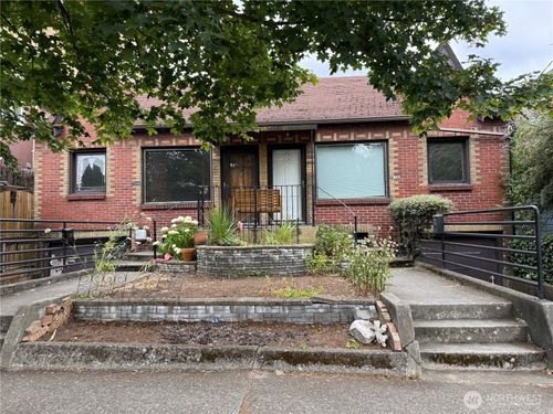 7346 15th Ave Nw, Seattle, WA, 98117-5401 | Card Image
