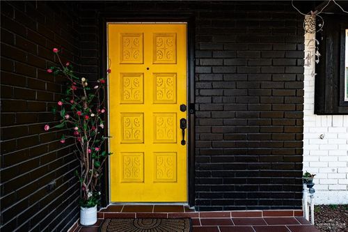 101 Apollo Dr, Donna, TX, 78537-2424 | Card Image