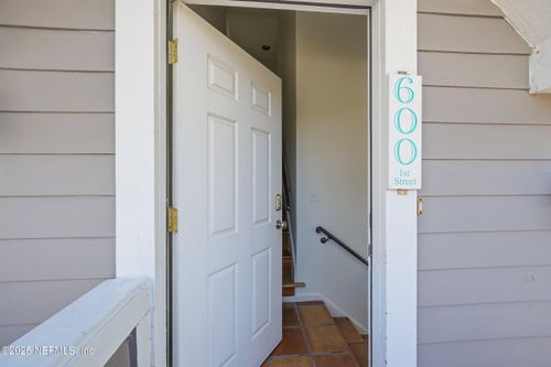 600 1st St, NEPTUNE BEACH, FL, 32266-6001 | Card Image