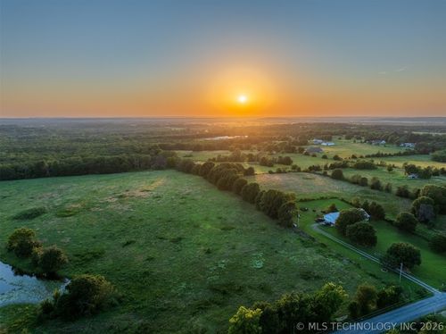 5 S 4240 Road, Chelsea, OK, 74016 | Card Image