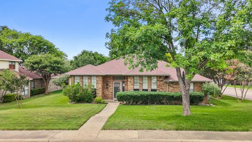 431 Tate Dr, Desoto, TX, 75115-6061 | Card Image