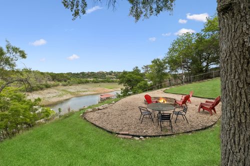 25420 Cove Dr, Spicewood, TX, 78669-1374 | Card Image