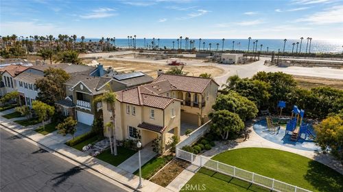 6572 Beachview Dr, Huntington Beach, CA, 92648-2664 | Card Image