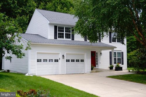 8604 Cory Dr, BOWIE, MD, 20720-4460 | Card Image