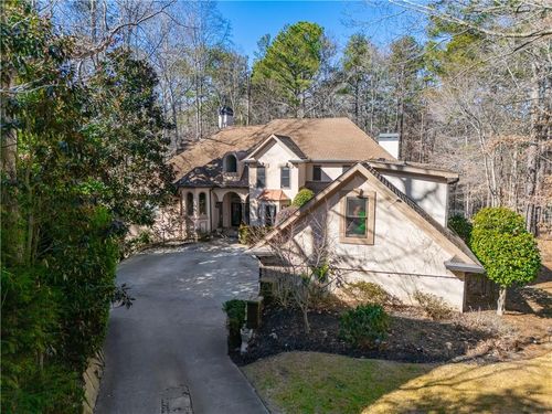 5041 Towne Lake Hls N, Woodstock, GA, 30189-5533 | Card Image