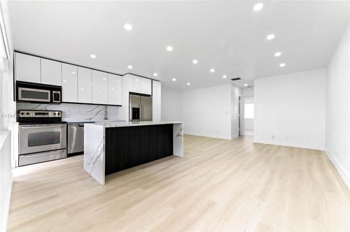 apt-115-2881 Ne 32nd St, Fort Lauderdale, FL, 33306-2020 | Card Image
