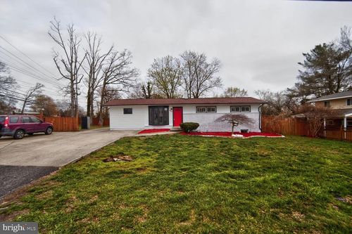 5511 Henderson Way, SUITLAND, MD, 20746-4309 | Card Image