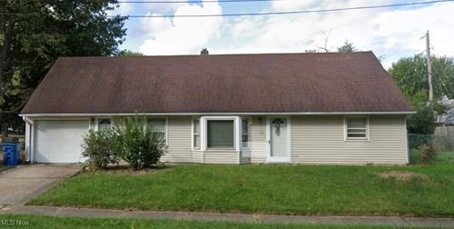 699 Irving Park Blvd, Sheffield Lake, OH, 44054-1641 | Card Image