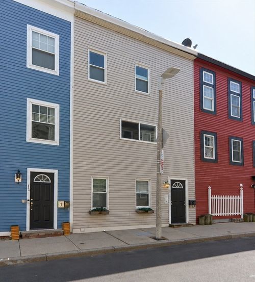 11 Emmet St., Boston, MA, 02127 | Card Image