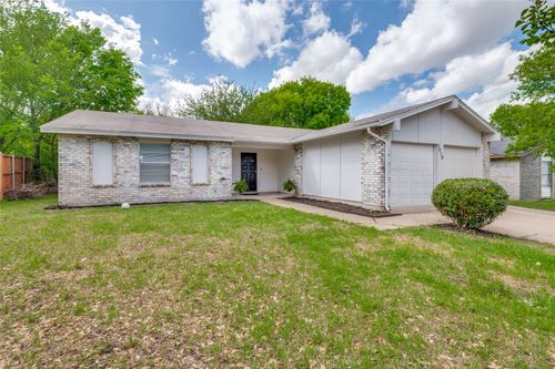 1519 Oakbrook St, Lancaster, TX, 75134-2905 | Card Image