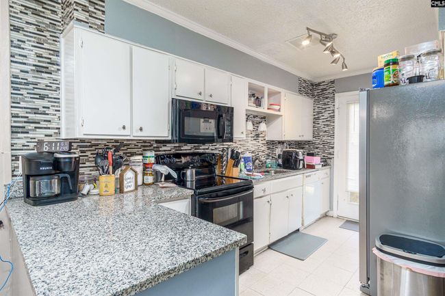 205 Timber Ct, Townhouse with 3 bedrooms, 2 bathrooms and null parking in Columbia SC | Image 5
