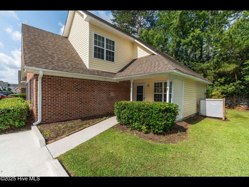 323 Saint Rosea Rd, Wilmington, NC, 28405-3387 | Card Image