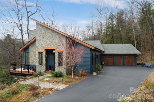 208 Glenroy Ct, Flat Rock, NC, 28731-9561 | Card Image