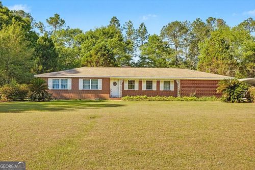 803 E Barnard St, Glennville, GA, 30427-2601 | Card Image