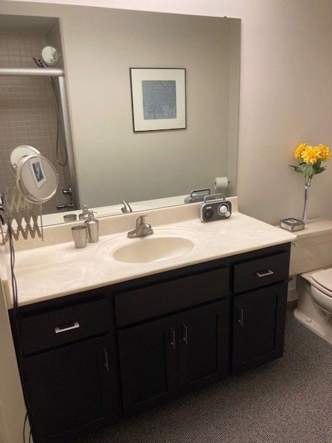 Guest bathroom | Image 22
