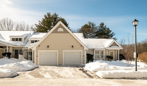 901-901 Alyssa Dr, Groveland, MA, 01834-1664 | Card Image