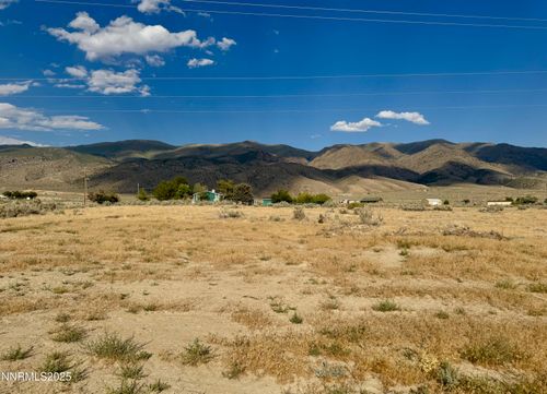 79-11875 Shasta Lake Rd, Lovelock, NV, 89419-6466 | Card Image