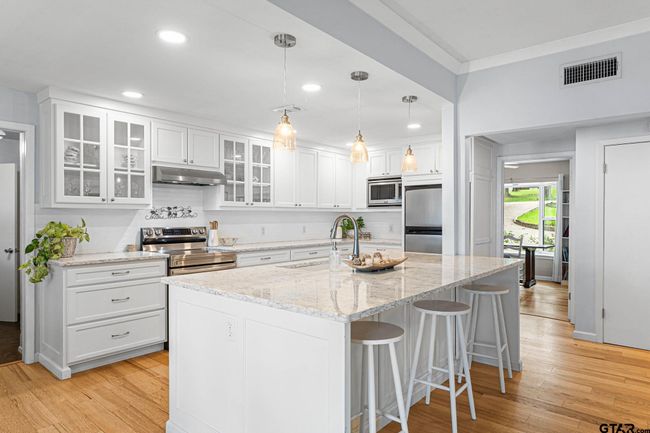 21028 Bay Shore Dr, House other with 5 bedrooms, 5 bathrooms and null parking in Flint TX | Image 10