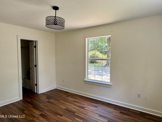 primary bed and bath | Image 18