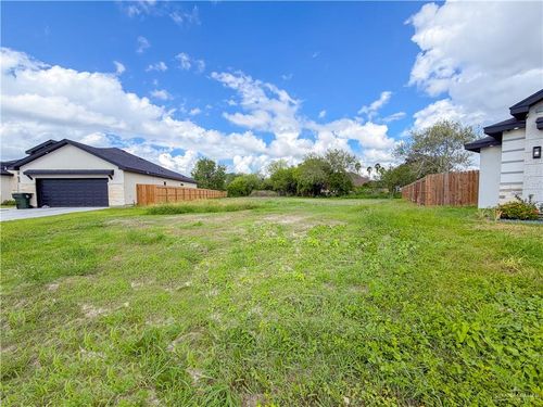 2634 Marky St, Harlingen, TX, 78552-3387 | Card Image