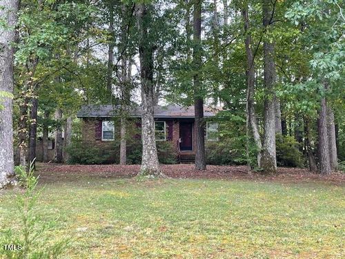 2421 Stephens Rd, Cary, NC, 27518-7042 | Card Image