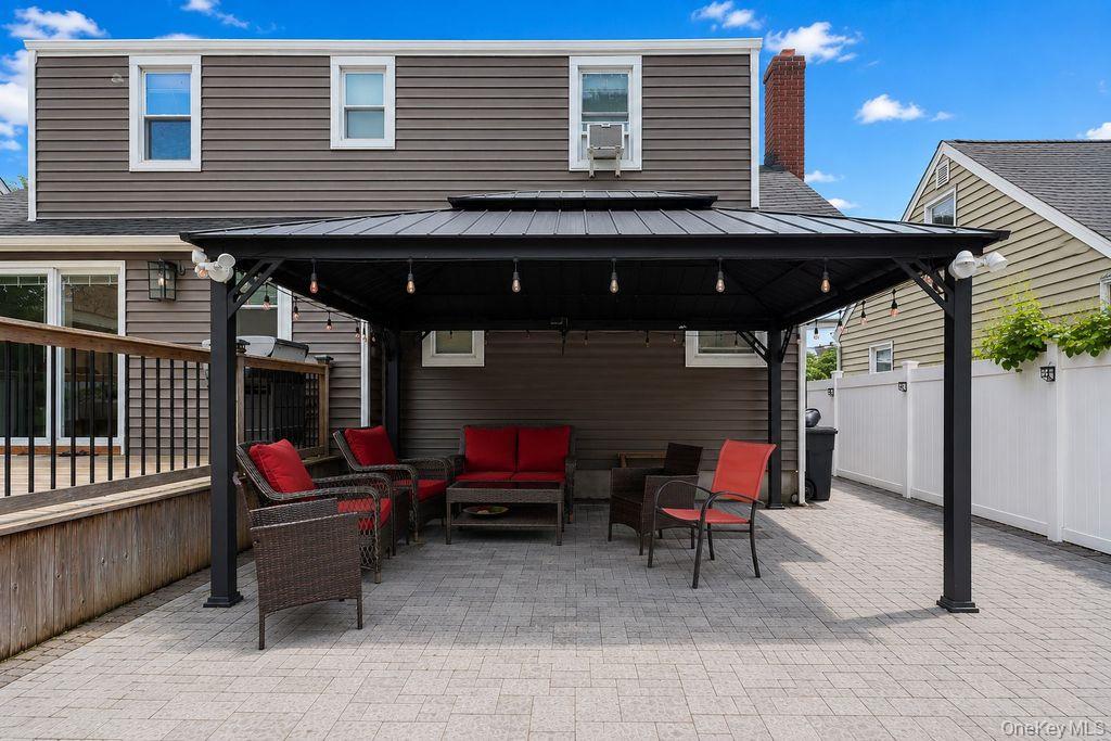 Residential in Huntington 5