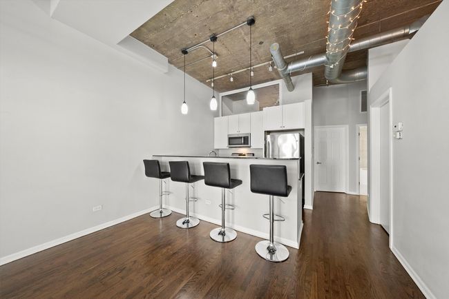 UNIT-109 - 1070 W 15 Th St, Condo with 2 bedrooms, 1 bathrooms and 1 parking in Chicago IL | Image 10