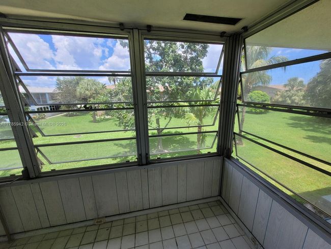 14 - 14 Salisbury A, Condo with 1 bedrooms, 2 bathrooms and null parking in West Palm Beach FL | Image 11