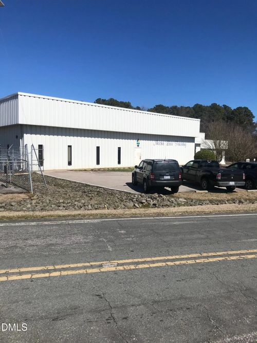 606 Pine Tree Rd, Oxford, NC, 27565-3197 | Card Image