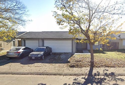 1926 Comstock Dr, Stockton, CA, 95209-1223 | Card Image