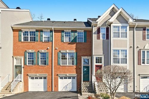 1194 Chedworth Cir, Mahwah, NJ, 07430-1374 | Card Image