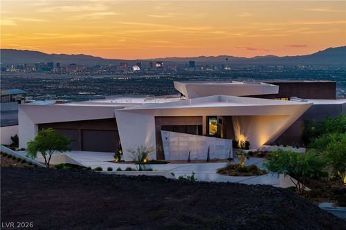 8 Chisel Crest Ct, Henderson, NV, 89012-7294 | Card Image
