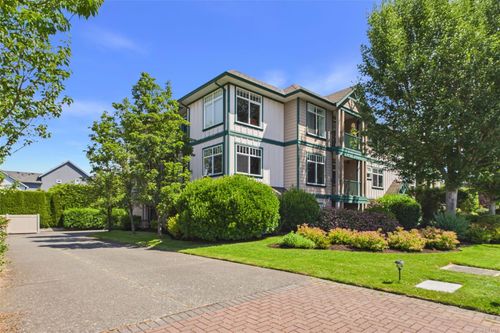201-2318 James White Blvd, Sidney, BC, V8L1Z6 | Card Image