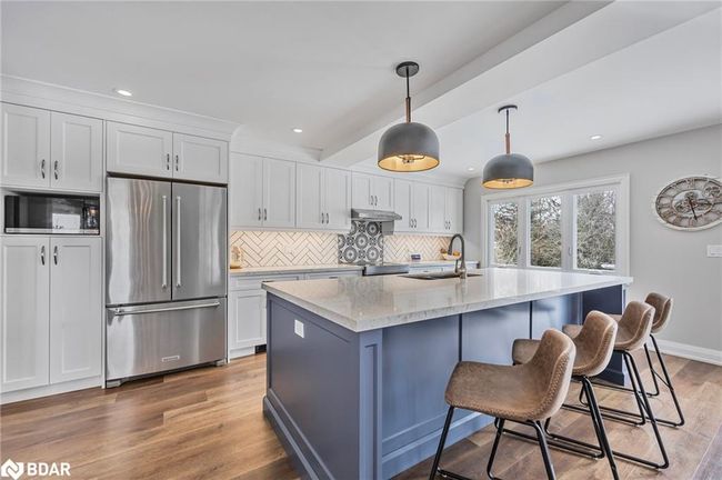 18 Peter St, House other with 3 bedrooms, 3 bathrooms and 5 parking in Amaranth ON | Image 6
