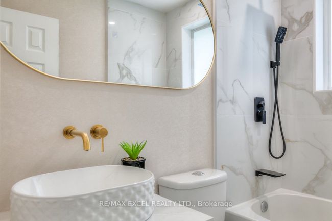 663 Lakeview Ave, House other with 5 bedrooms, 2 bathrooms and 3 parking in Oshawa ON | Image 25