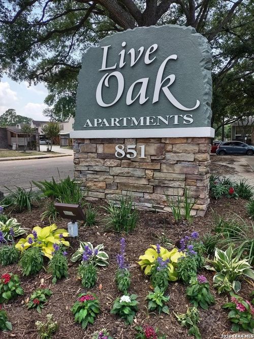 1110-851 Threadneedle St, Houston, TX, 77079-2880 | Card Image