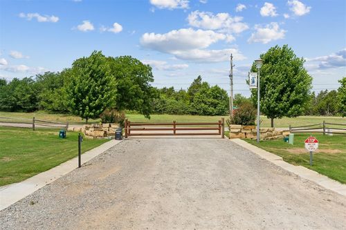 11522 Cottage Ln, Jones, OK, 73049-7134 | Card Image