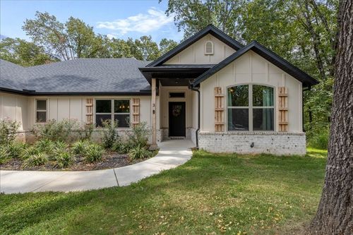 3 Pylle Ln, Bella Vista, AR, 72715-6713 | Card Image
