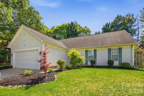 3419 Pondridge Ct, Charlotte, NC, 28269-2111 | Card Image