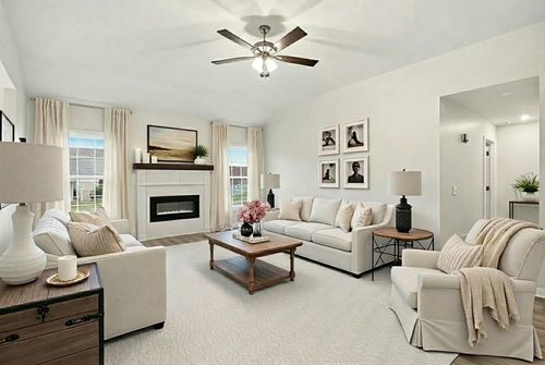 338 Gallop Ln, Springfield, TN, 37172-7370 | Card Image