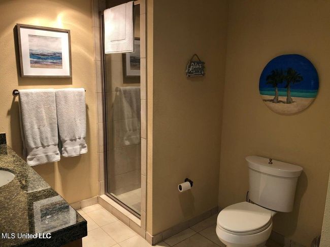 ocean club bathroom 2 | Image 12