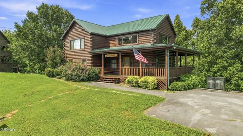 2043 Oakmont Dr, Sevierville, TN, 37876-3406 | Card Image