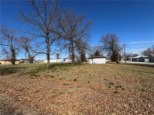 205 E Pine, Weir, KS, 66781-4302 | Card Image