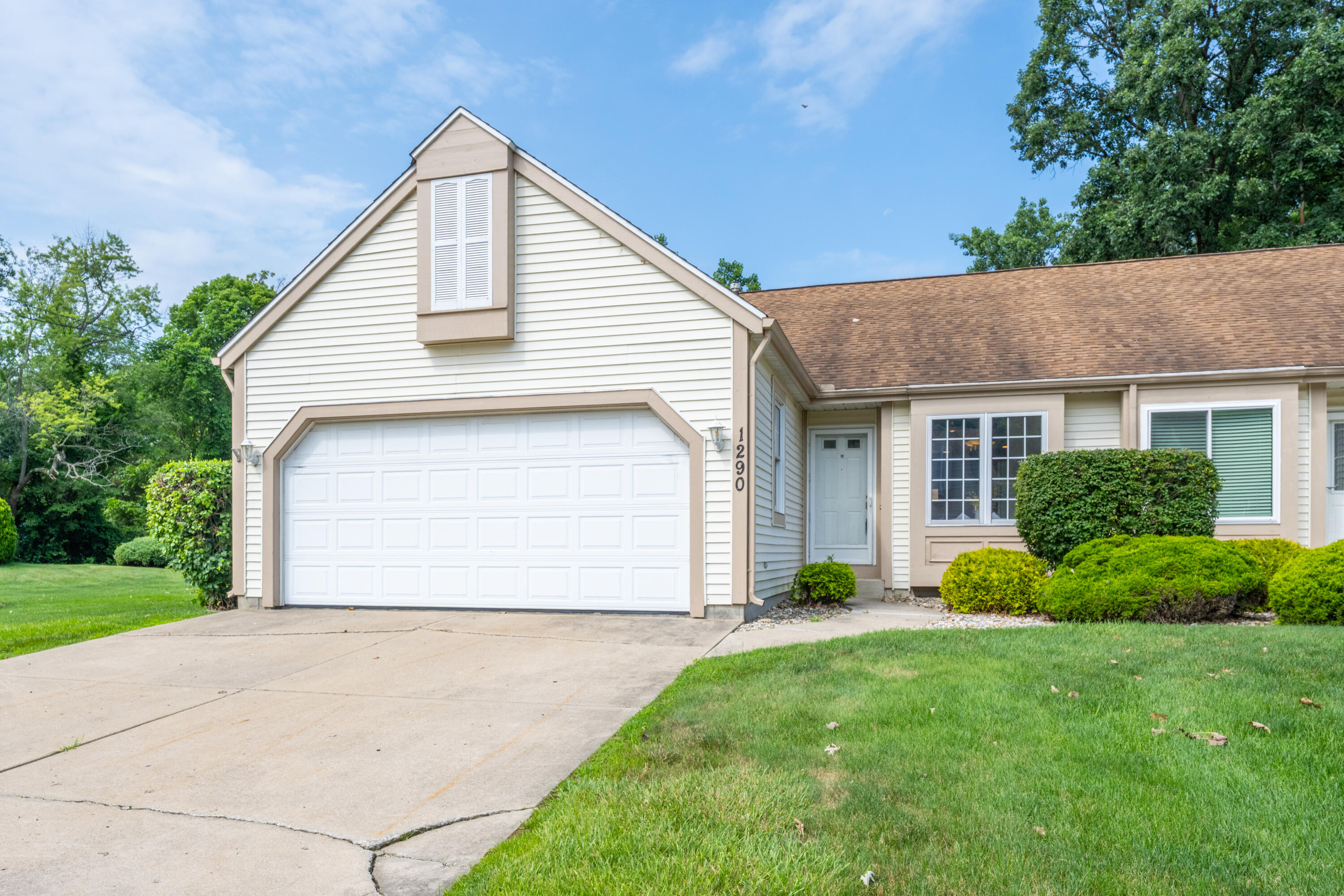 Residential in Niles